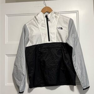 The North Face Windwall Pullover Girls 14/16